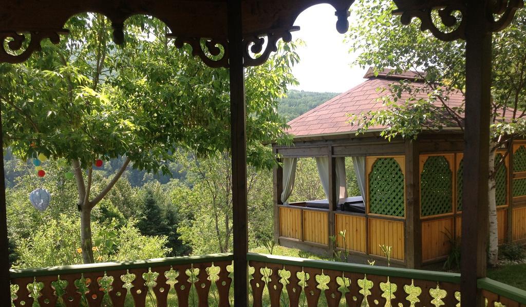 Auberge La Cote D'Or プティット・リヴィエール・サン・フランソワ エクステリア 写真