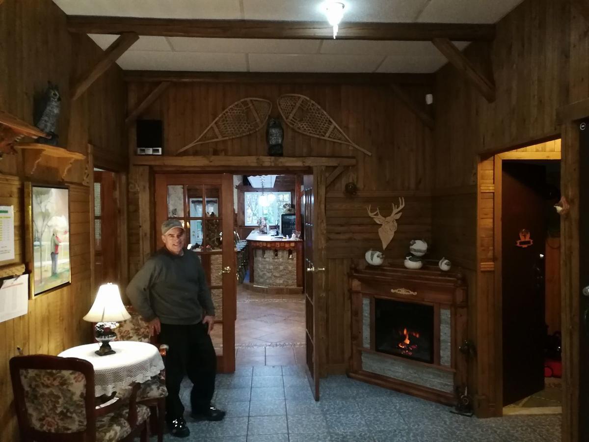 Auberge La Cote D'Or プティット・リヴィエール・サン・フランソワ エクステリア 写真